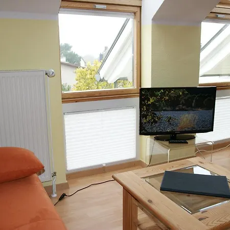 Im Haus Bi Henny 巴贝