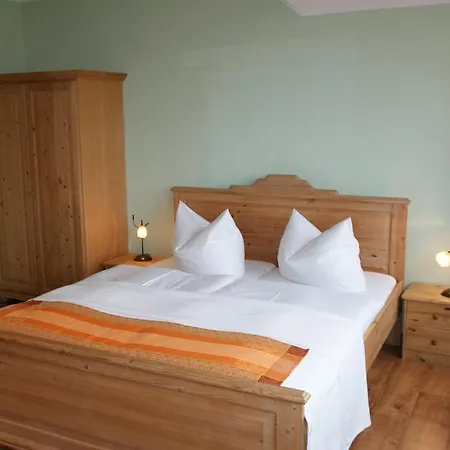 Im Haus Bi Henny 公寓 *